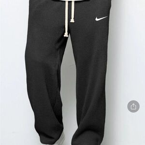 Nike Men's Black Textured Joggers